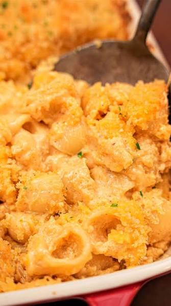 Creamy mac and cheese in a serving pan